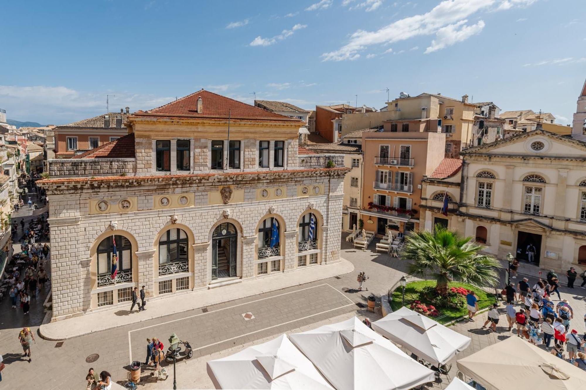 "San Giacomo Square Apt." In The Heart Of Old Town Corfu  ภายนอก รูปภาพ