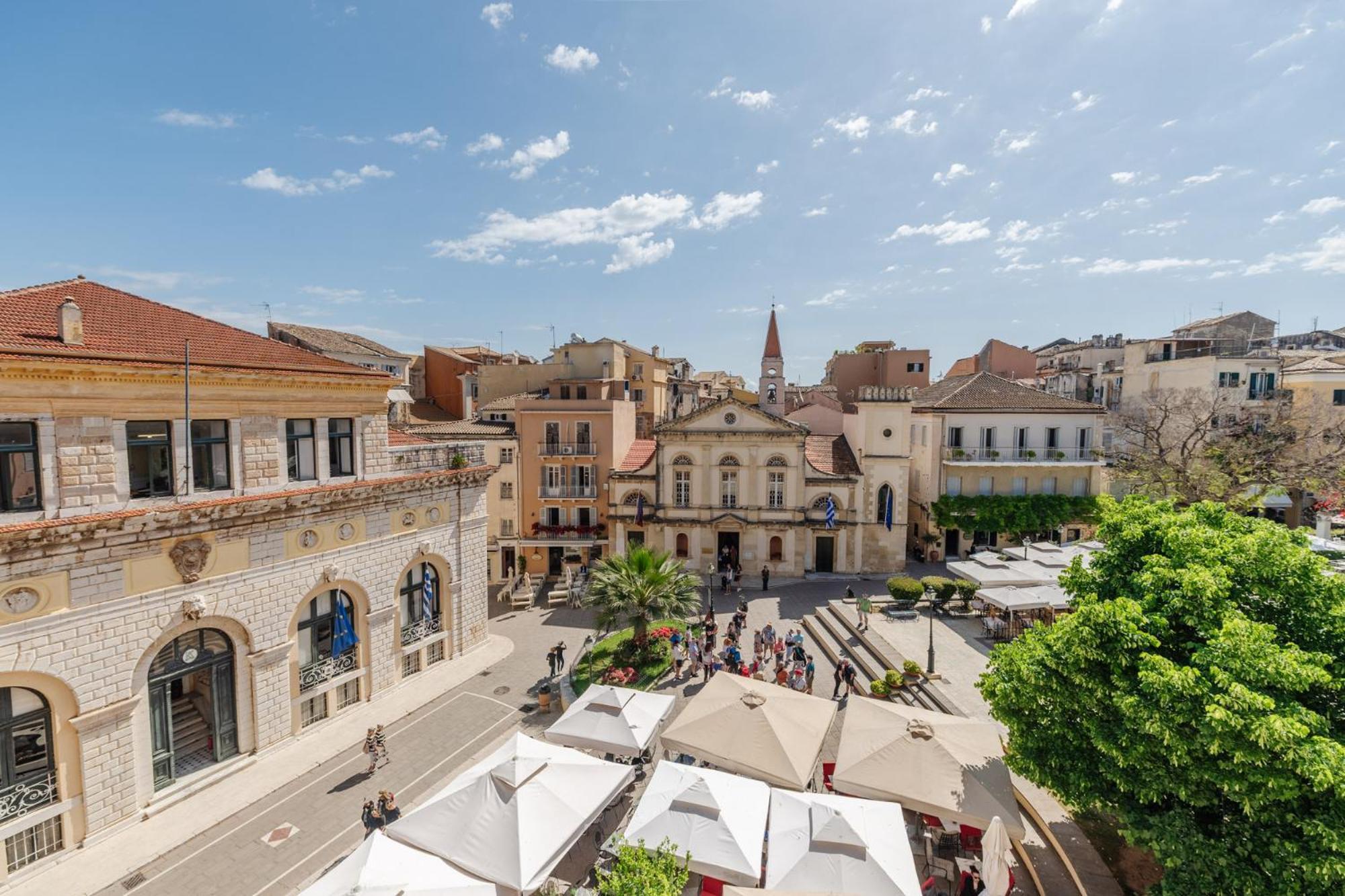 "San Giacomo Square Apt." In The Heart Of Old Town Corfu  ภายนอก รูปภาพ